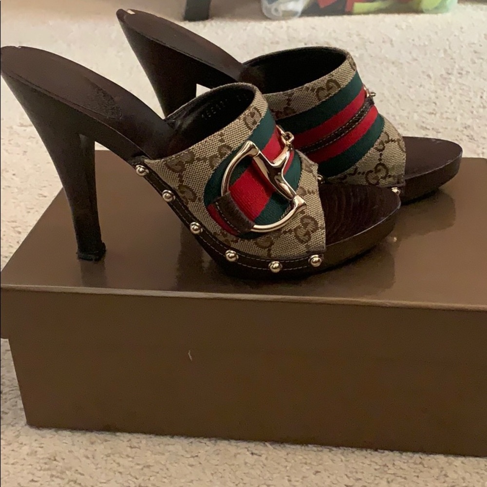 Gucci classic signature buckle slide-on heels